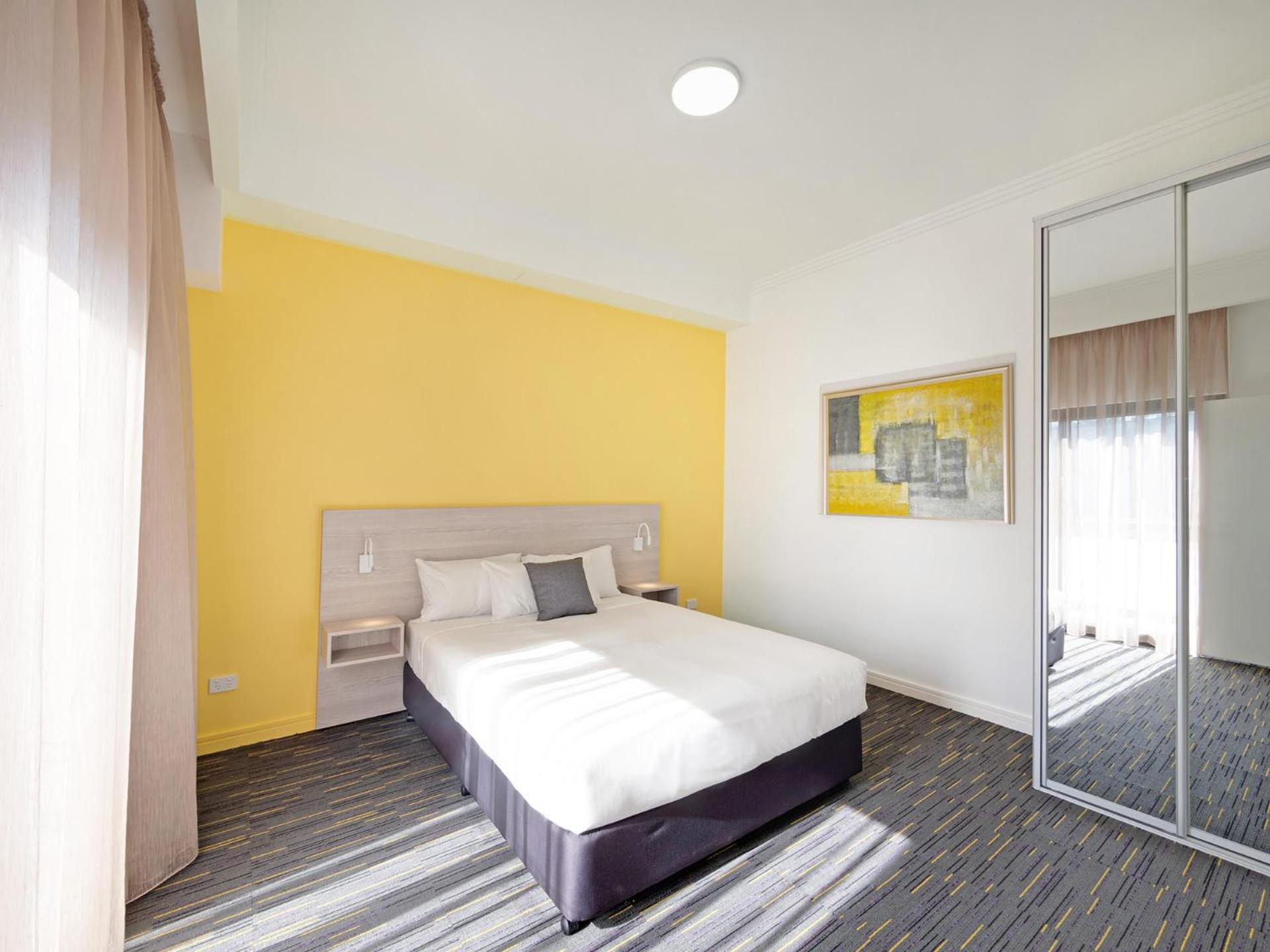 Value Suites Penrith Esterno foto