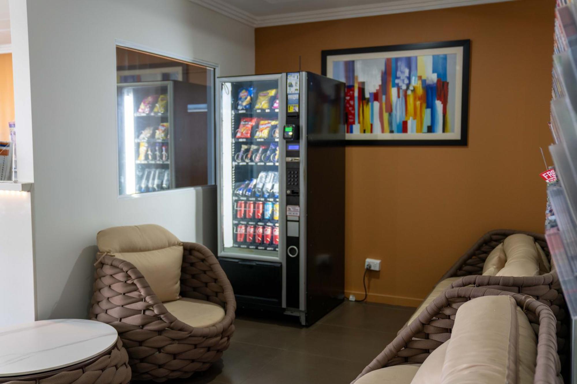 Value Suites Penrith Esterno foto