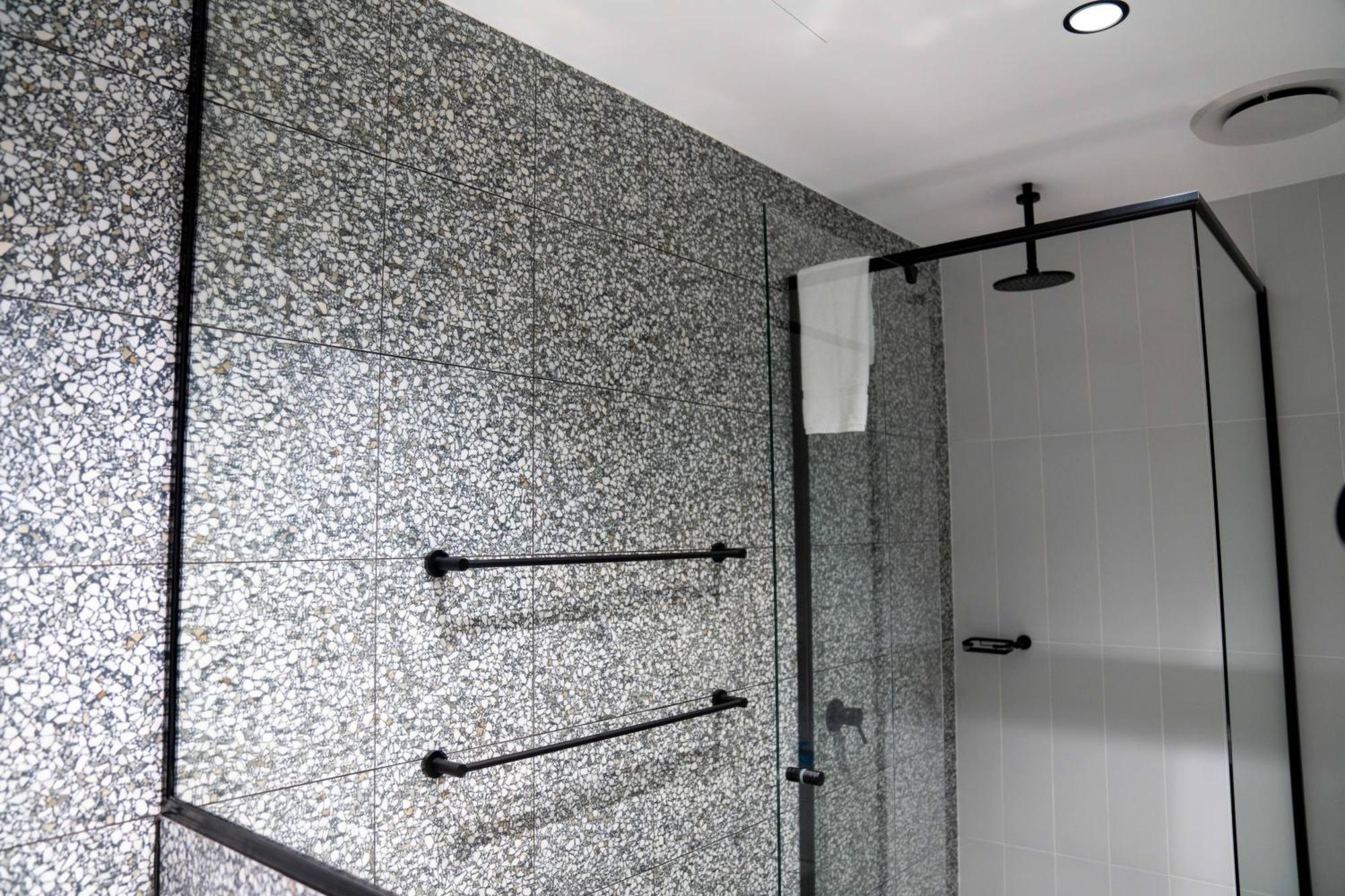 Value Suites Penrith Esterno foto