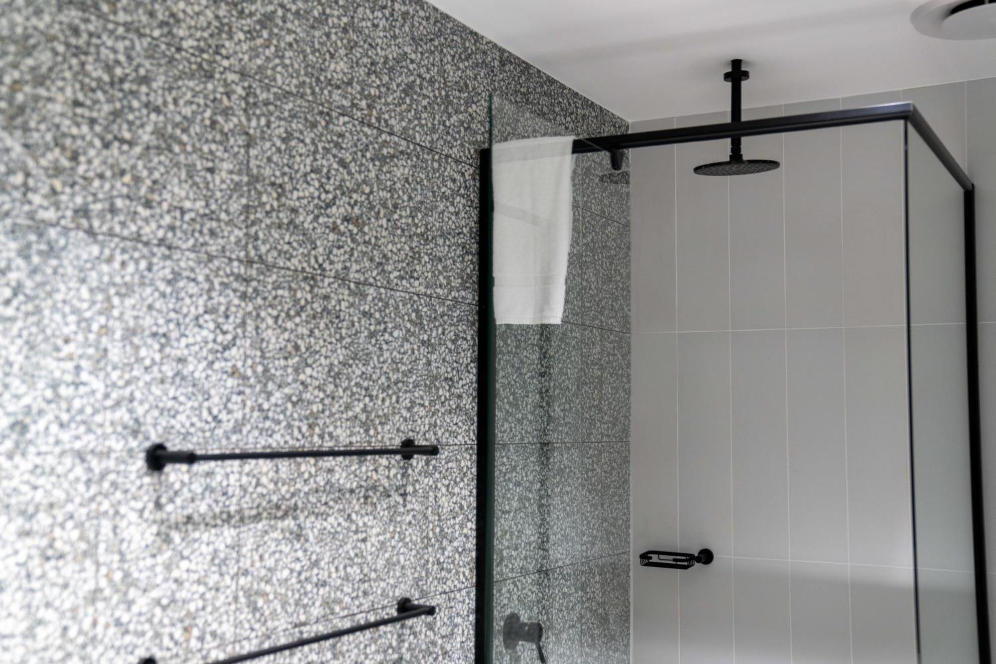 Value Suites Penrith Esterno foto