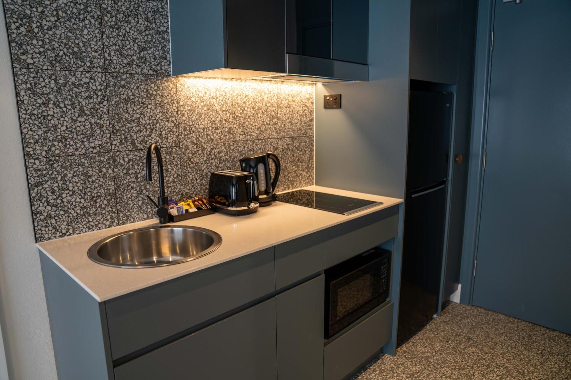 Value Suites Penrith Esterno foto
