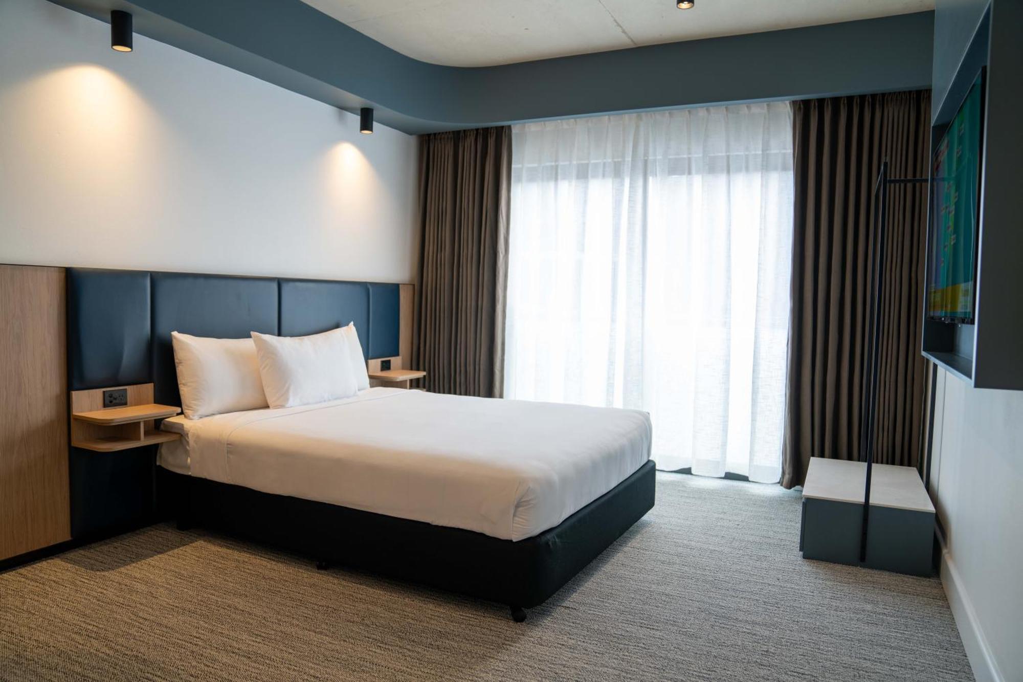 Value Suites Penrith Esterno foto