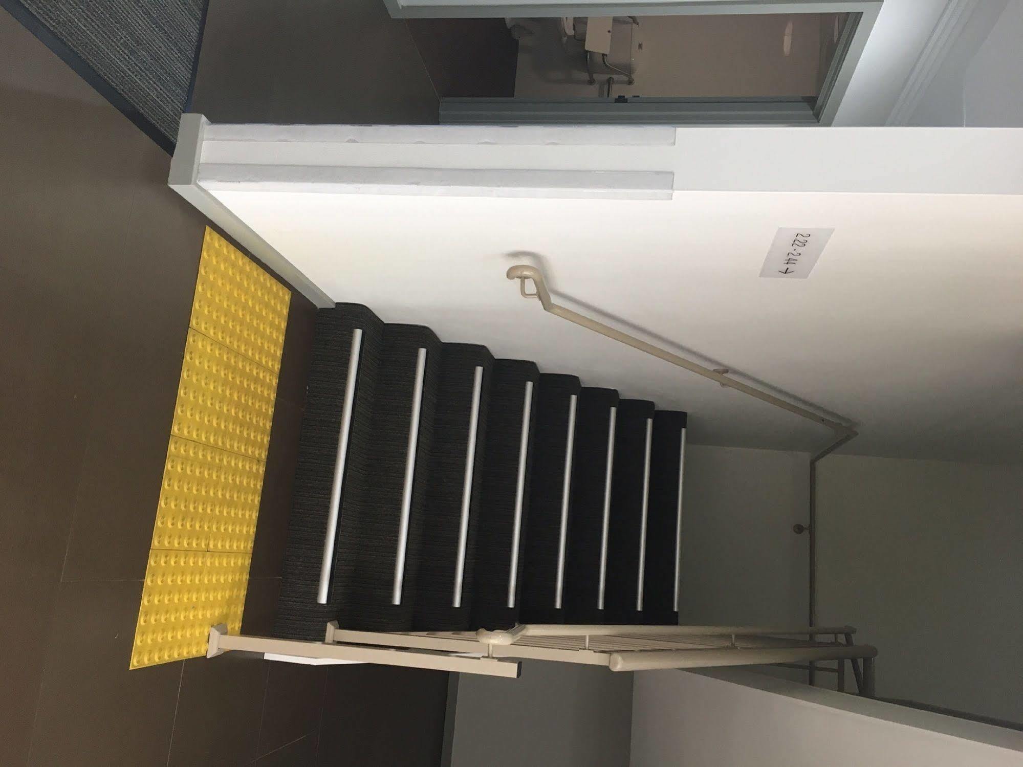 Value Suites Penrith Esterno foto